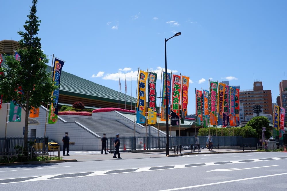 B-367_横綱＝YOKOZUNA　日本語で親しむSUMOの世界